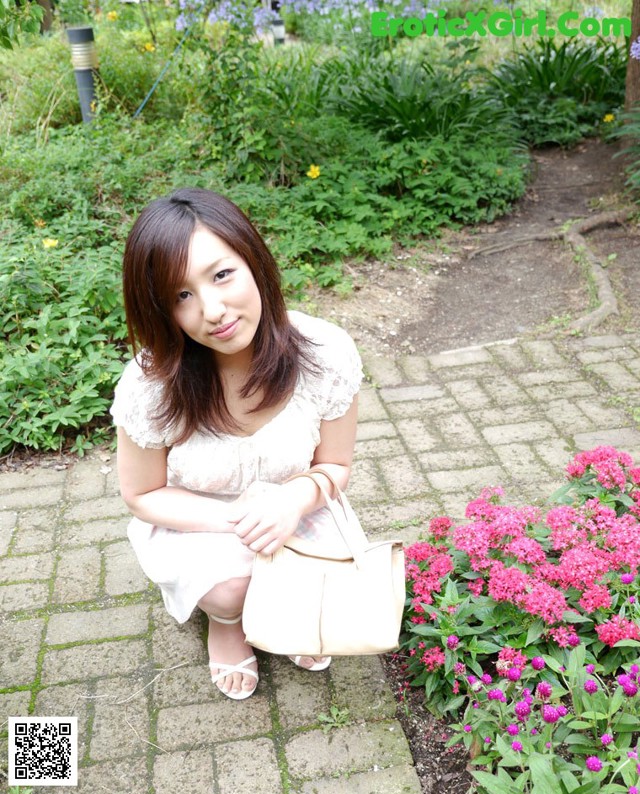 Akari Morisaki - Spreading Wet Bums No.063458